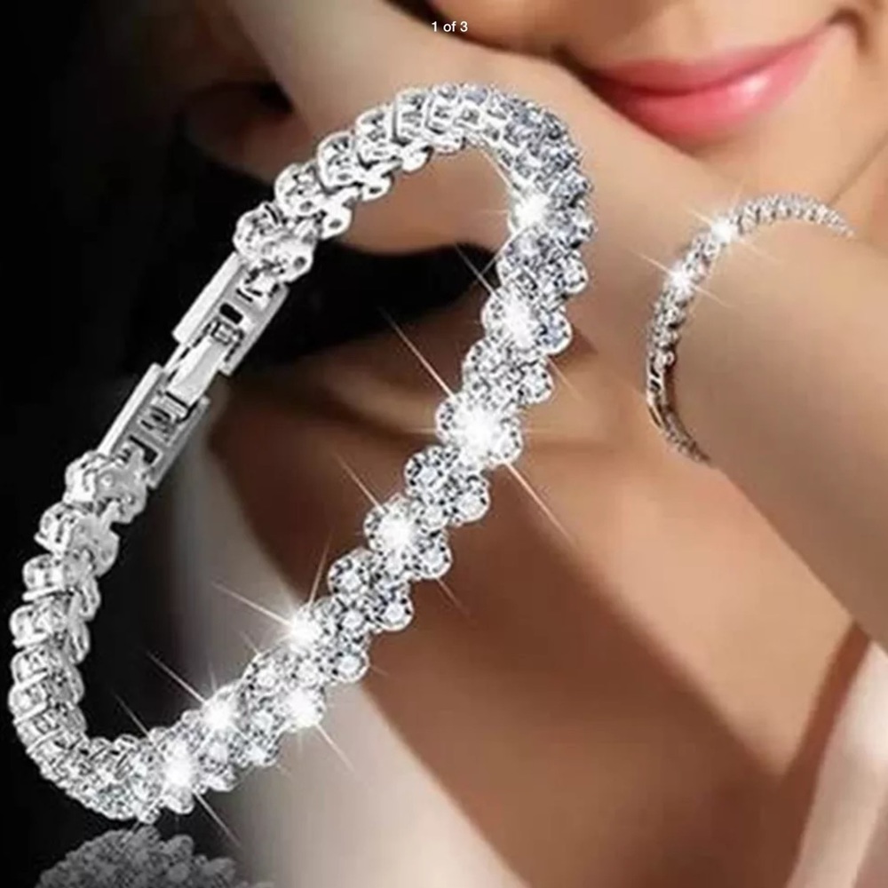 New Beautiful Rhinestone Tennis Bracelet